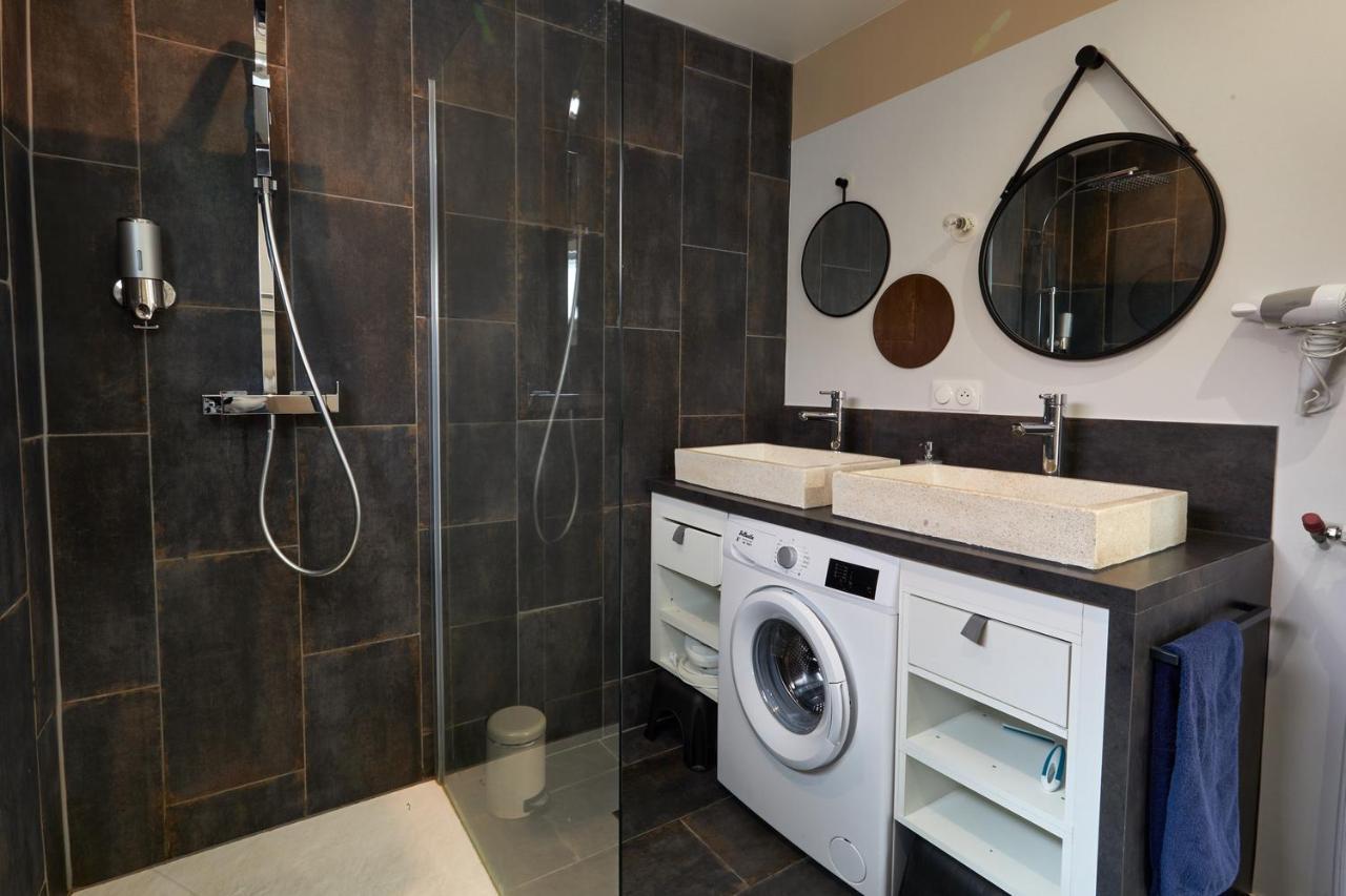 Centre Ville A Pied Appt Avec Sauna, Linge, Wifi, Stationnement Gratuit Vannes Exteriör bild
