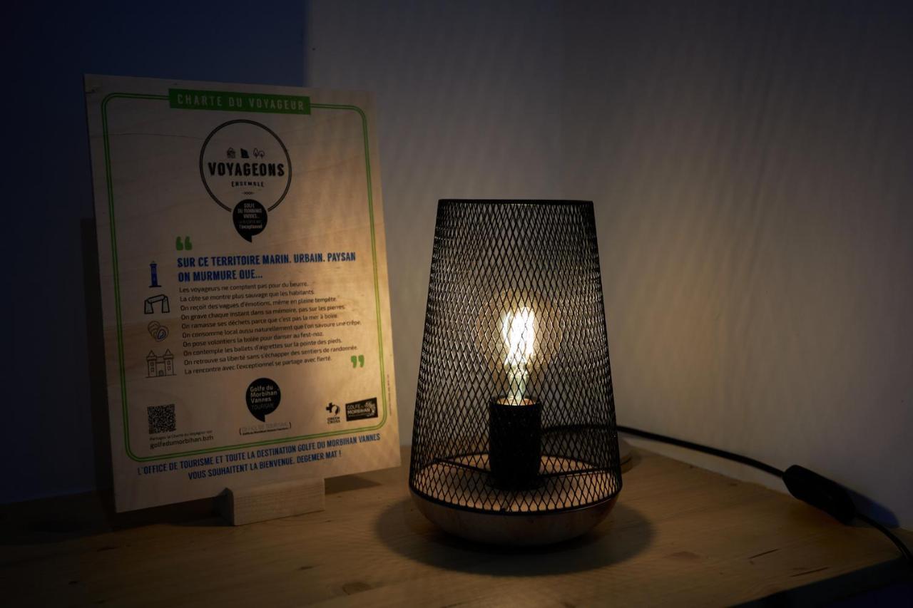 Centre Ville A Pied Appt Avec Sauna, Linge, Wifi, Stationnement Gratuit Vannes Exteriör bild
